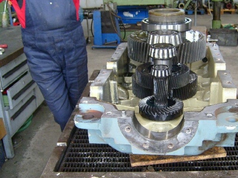 5. Bild Reparatur von Getriebemotoren